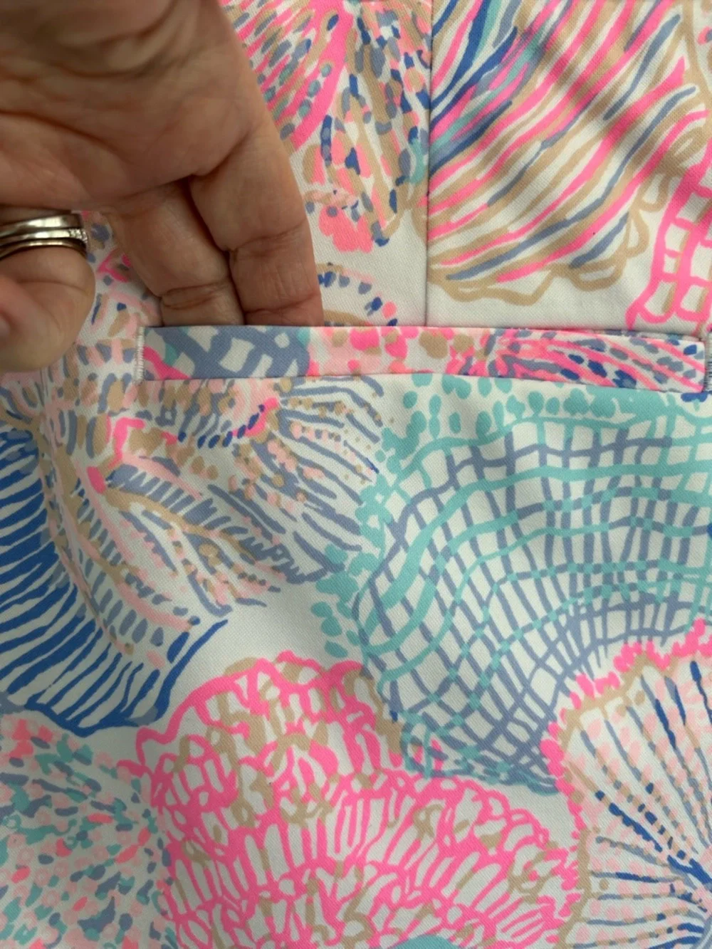 NWT Lilly Pulitzer Shorts Sz 14 - Picture 3 of 6